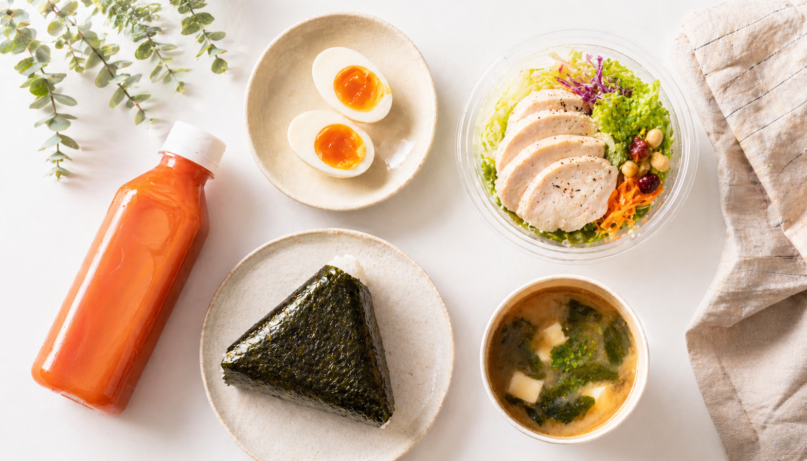 コンビニ飯が続く人へ。管理栄養士が『これだけ買え』と思う組み合わせ